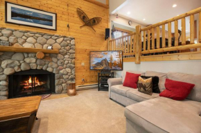 Winterpoint Diamond Townhome: Walk To Lifts & Downtown Breckenridge
